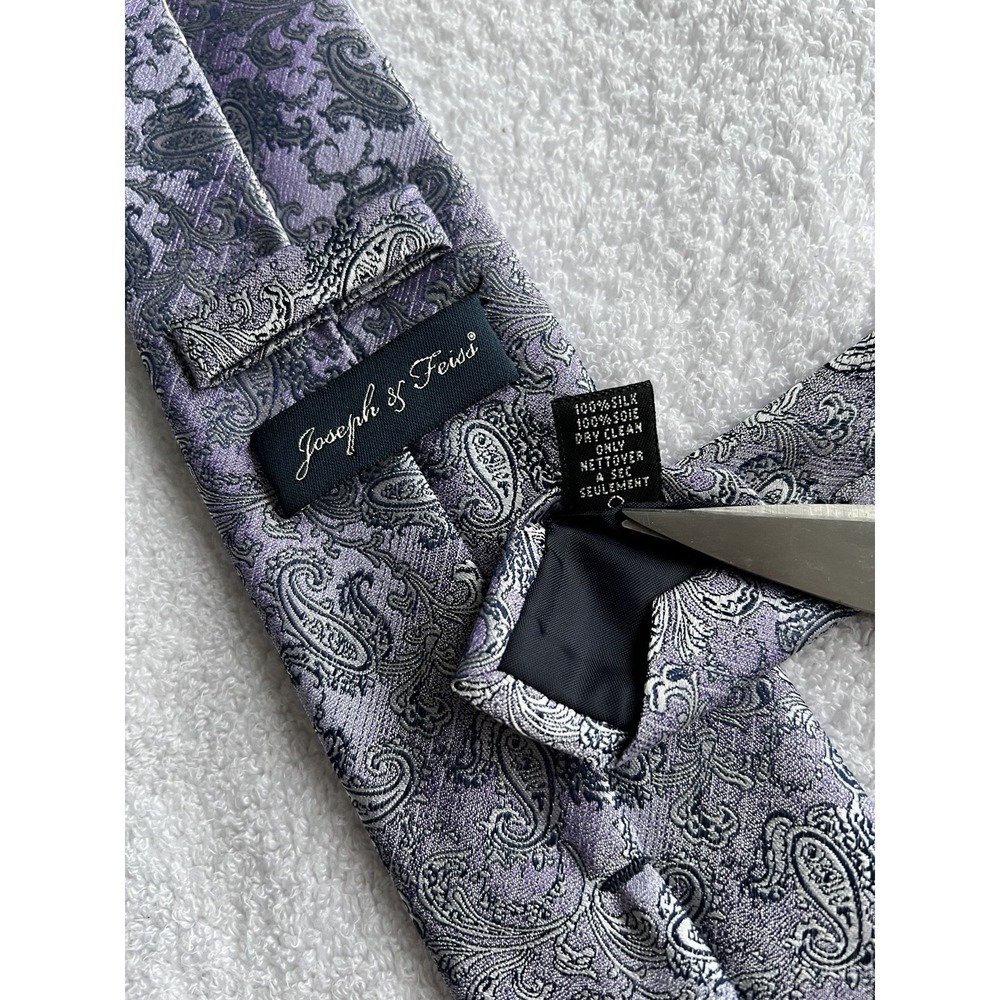 Joseph Feiss Lavender Paisley Woven Motif Jacquard Skinny 100% Silk Tie Necktie